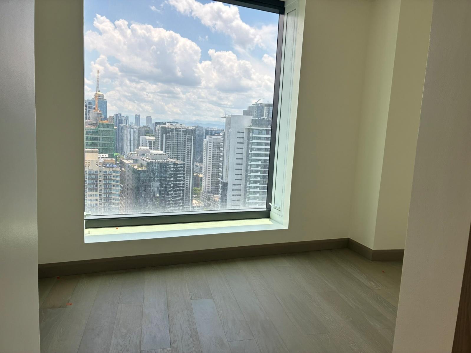 Third bedroom with skyline views