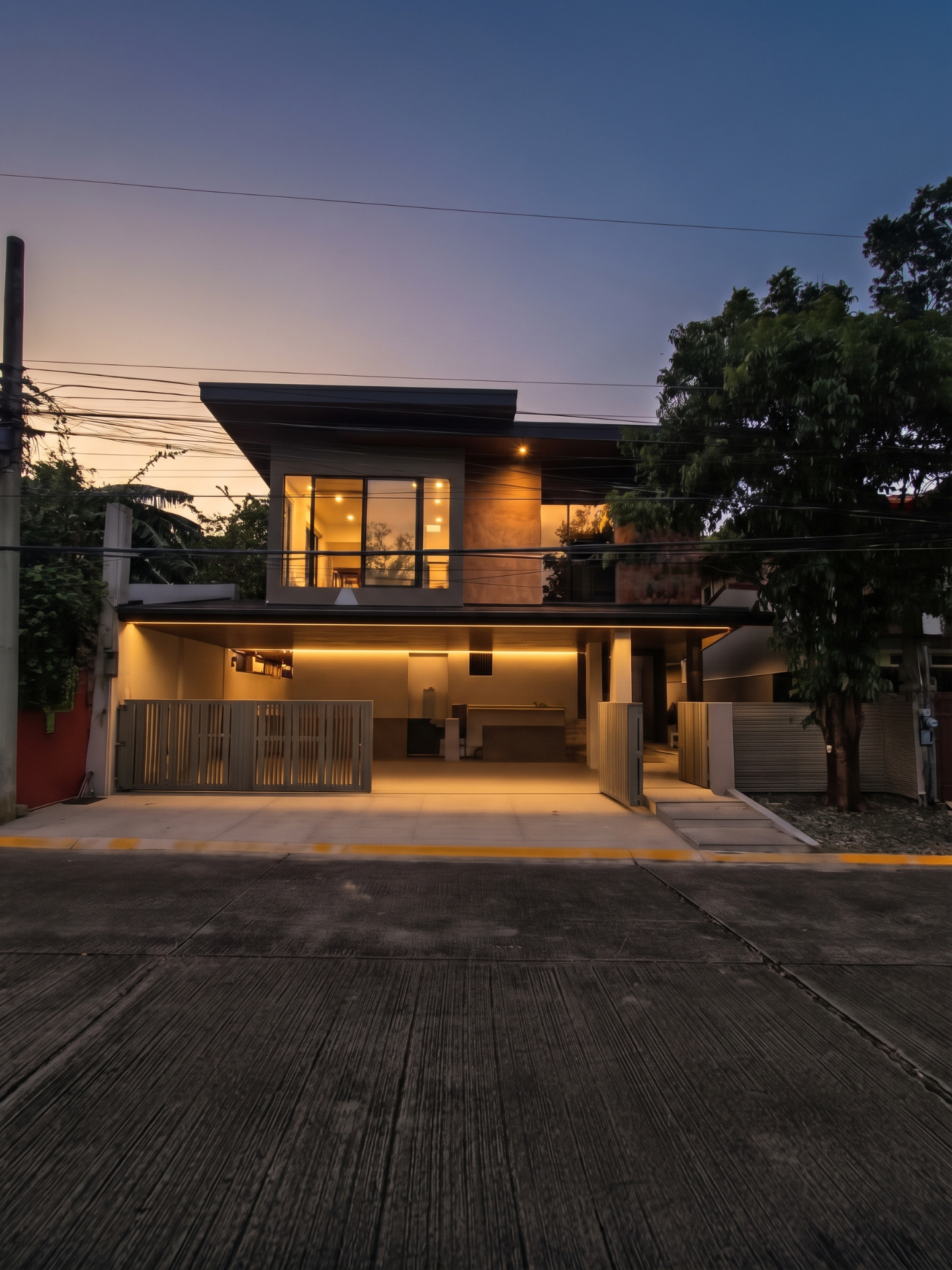 Dusk exterior of the BF Homes residence